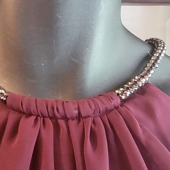 SLNY Fig Burgundy Dress Size 8 Chiffon Woman's Sheath Dressy r27 - Picture 11 of 12